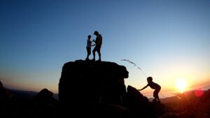 Descubre los secretos de la Cova da Becha: Historia, paisajes y misterios revelados cova-da-becha